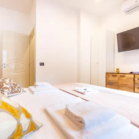 Mybrillianthouse Rome